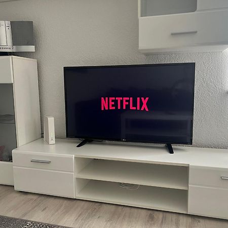 Moderne Helle 2,5 Zimmer Wohnung Mit Grossem Bad Und Kueche In Trossingen Luaran gambar
