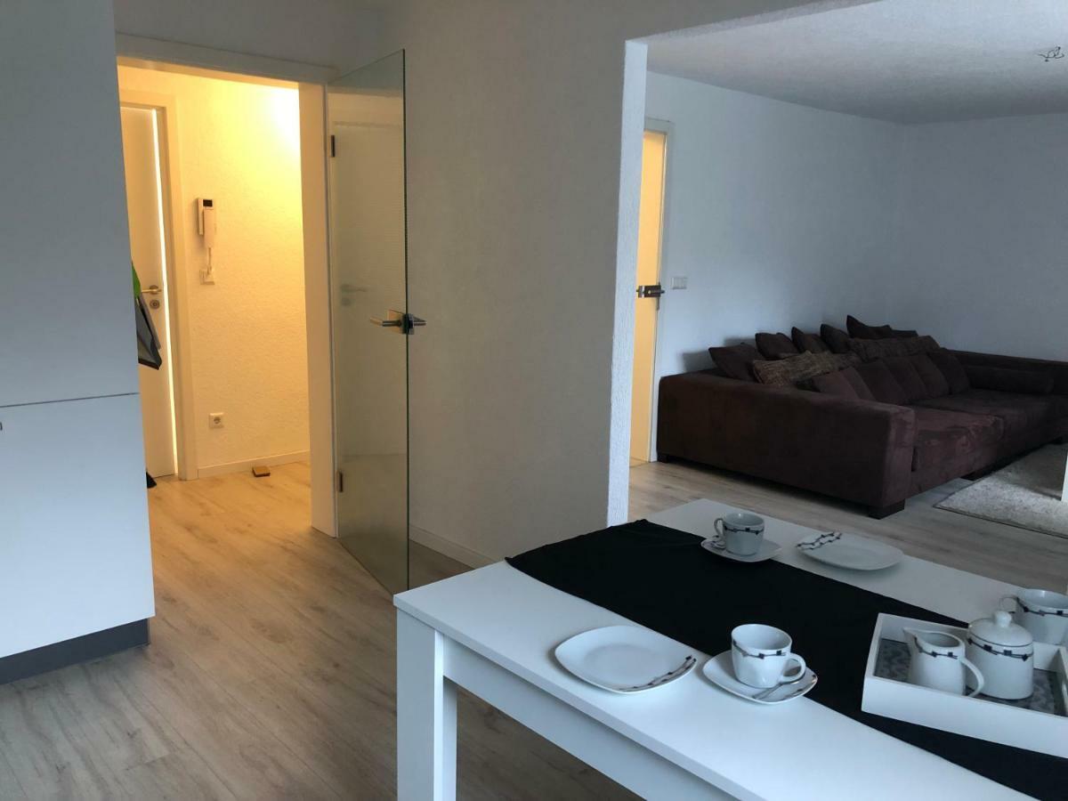 Moderne Helle 2,5 Zimmer Wohnung Mit Grossem Bad Und Kueche In Trossingen Luaran gambar