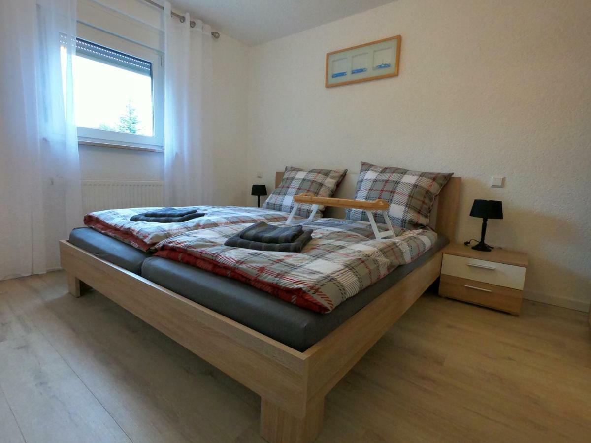 Moderne Helle 2,5 Zimmer Wohnung Mit Grossem Bad Und Kueche In Trossingen Luaran gambar